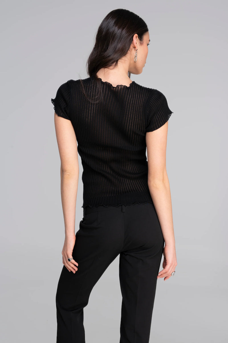 Short sleeves top in ajouré
