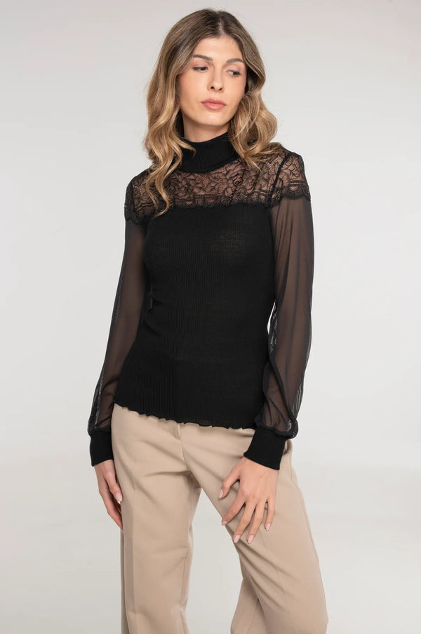 Wool and silk long sleeves turtleneck Top with Leavers lace