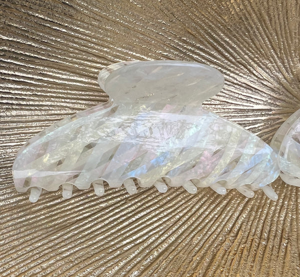 Sofia Acetate Clip