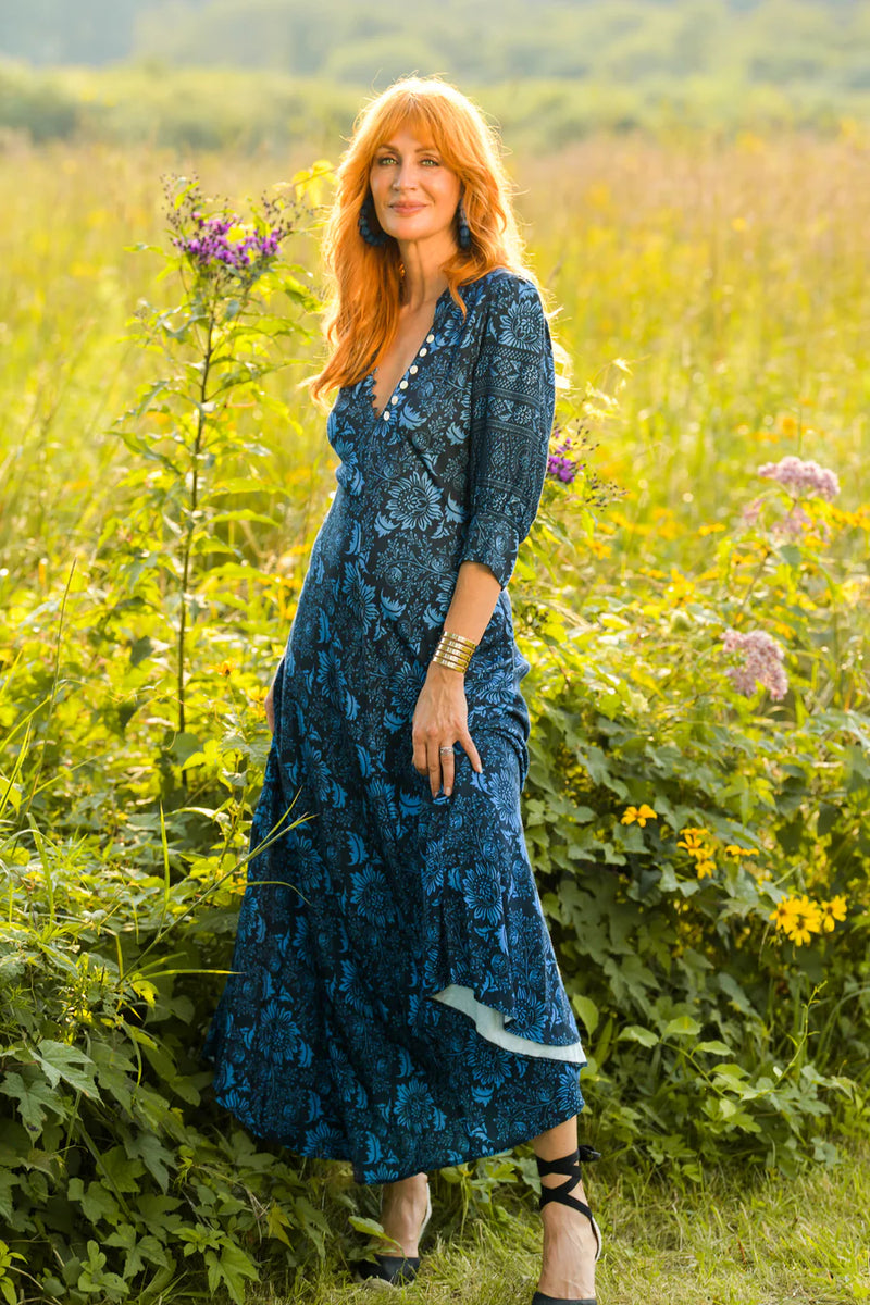 Daphne Dress / Indigo Cabbage