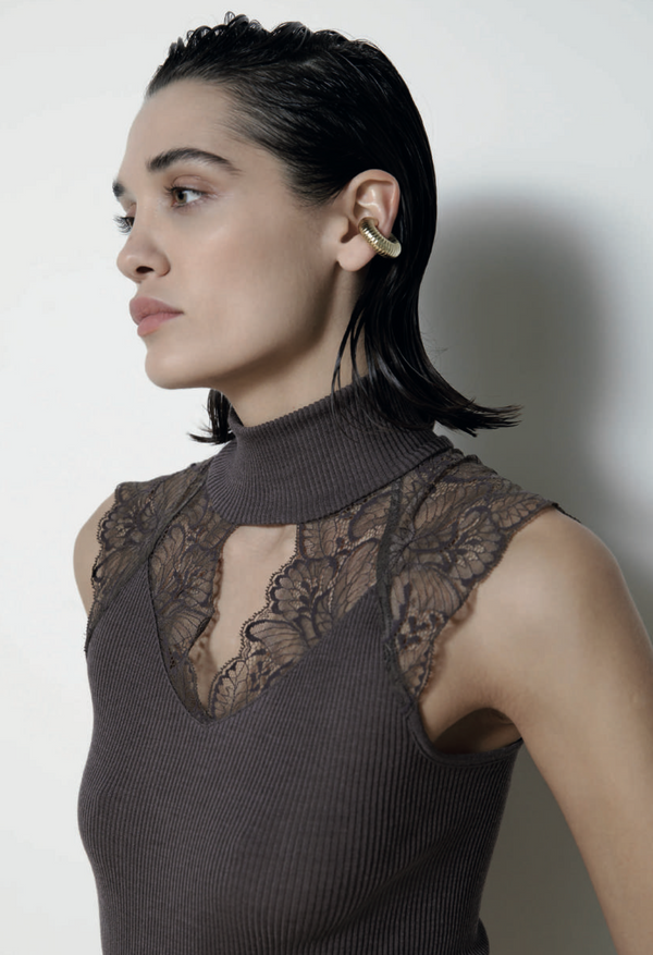 Balza Leavers Lace mock neck Sleveless Top