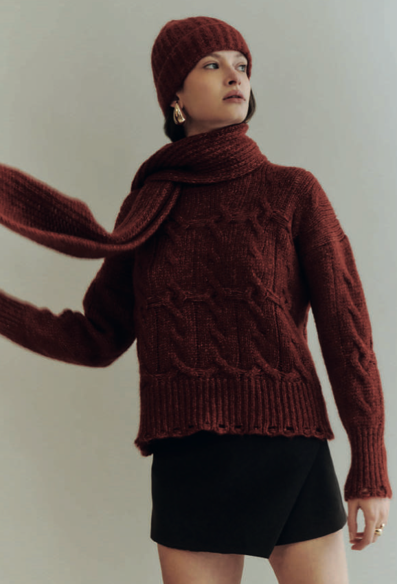 CALATO LUREX Distressed Cable Sweater