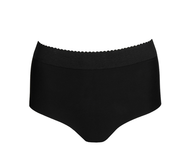 Eliza Briefs