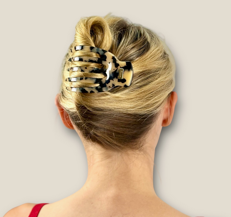 Yara Large Yoga Clip