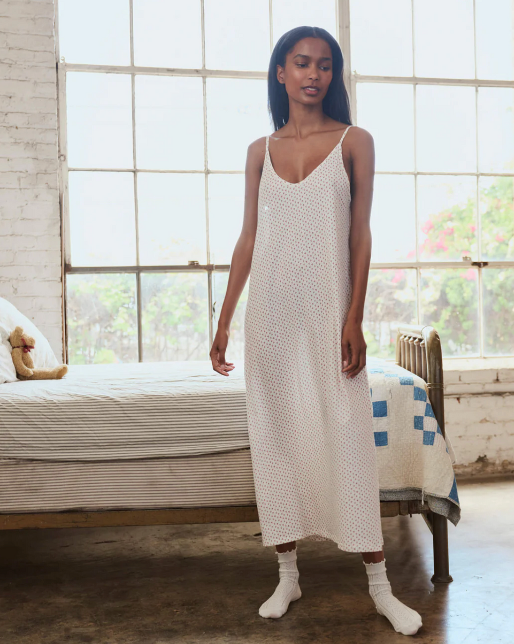 slip sleep dress Paradise Found Silk Nightgown, Onyx, Xxl, Knee Length, Bias Cut, Adjustable Straps And Cute Piping Trim. Paradise! Julianna Rae and cut on the bias for an incredibly flattering fit and gorgeous drape silk slip sleep dress SilkSilky
