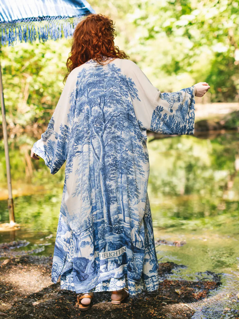 Let the Light in Opera Duster Kimono Robe w/ Delft