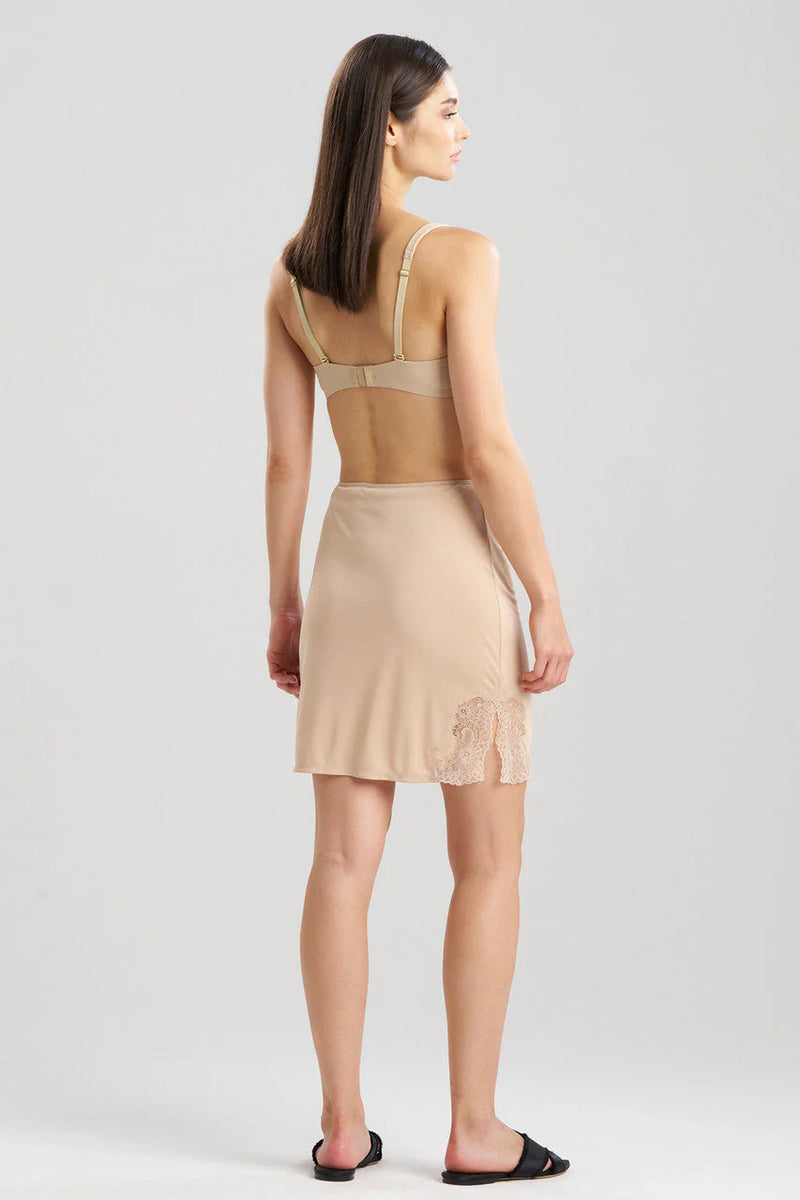 Body Double Half Slip "18 Length